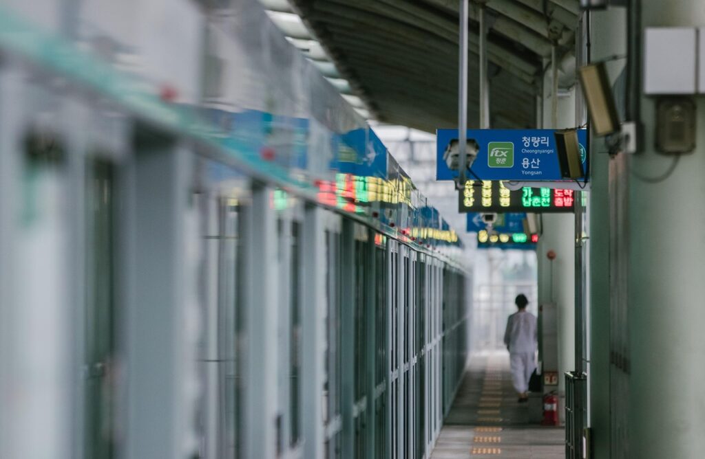 subway, metro, subway station, train station, station, railway, south korea subway, platform, transportation, travel, subway, subway, subway, subway, subway